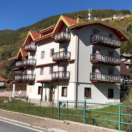 Appartamento Alpin star Temù Esterno foto